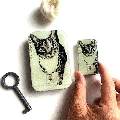 Metal Cat Tin