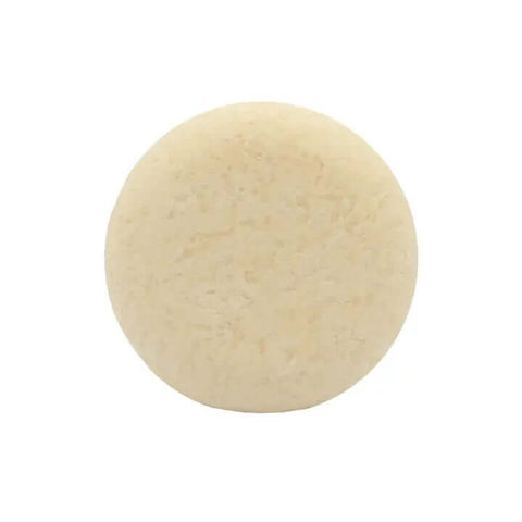 Dry/Curly Hair Shampoo Bar with no packaging