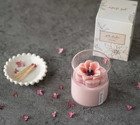 pink flower candle