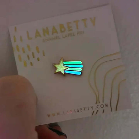 Glow in the Dark Shooting Star Pin