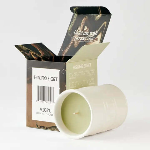 Figure Eight Candle out of box