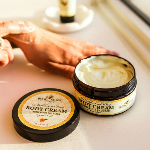 Honey and Sea Buckthorn Body Cream texture