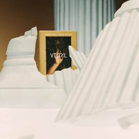 Hand-poured candle Canada