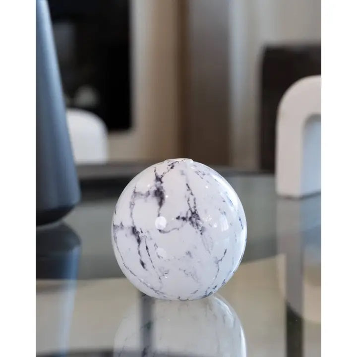 Neva White Marble Candle Holder